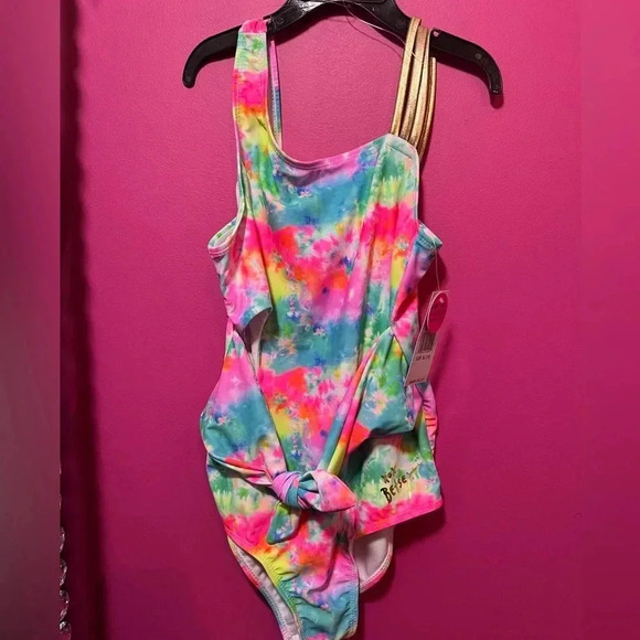 Girls Swimsuit - Picture 1 of 6